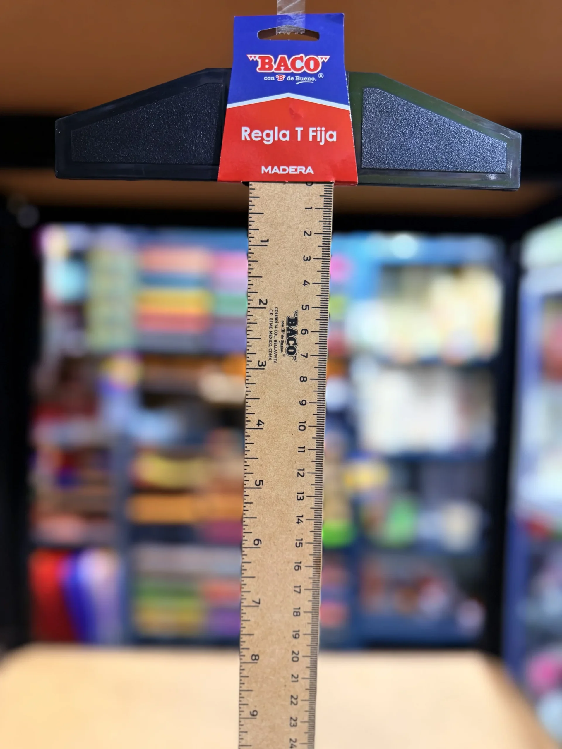 Regla T de madera Baco 60 Cm