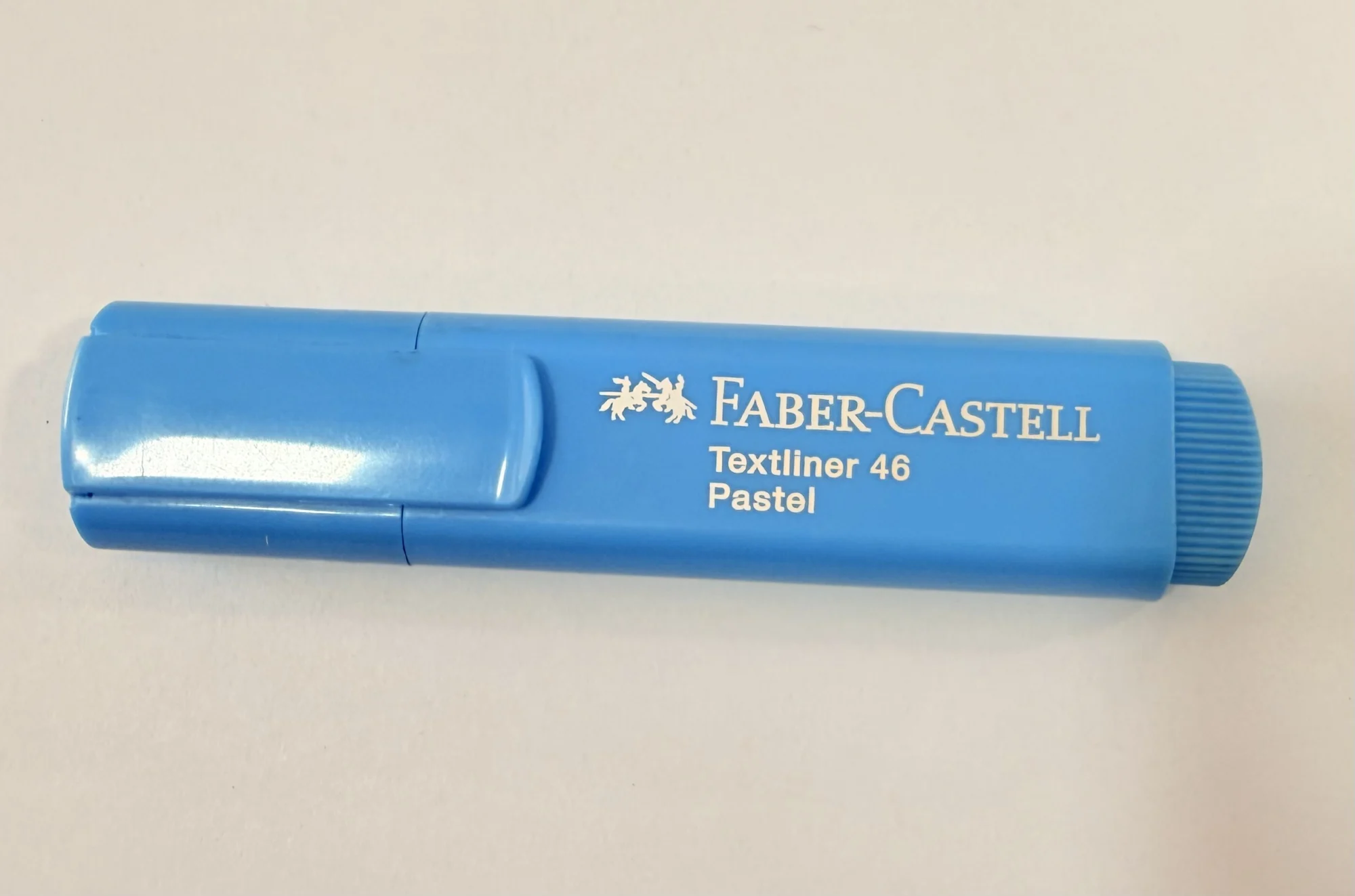 Resaltador pastel azul cielo Faber castell