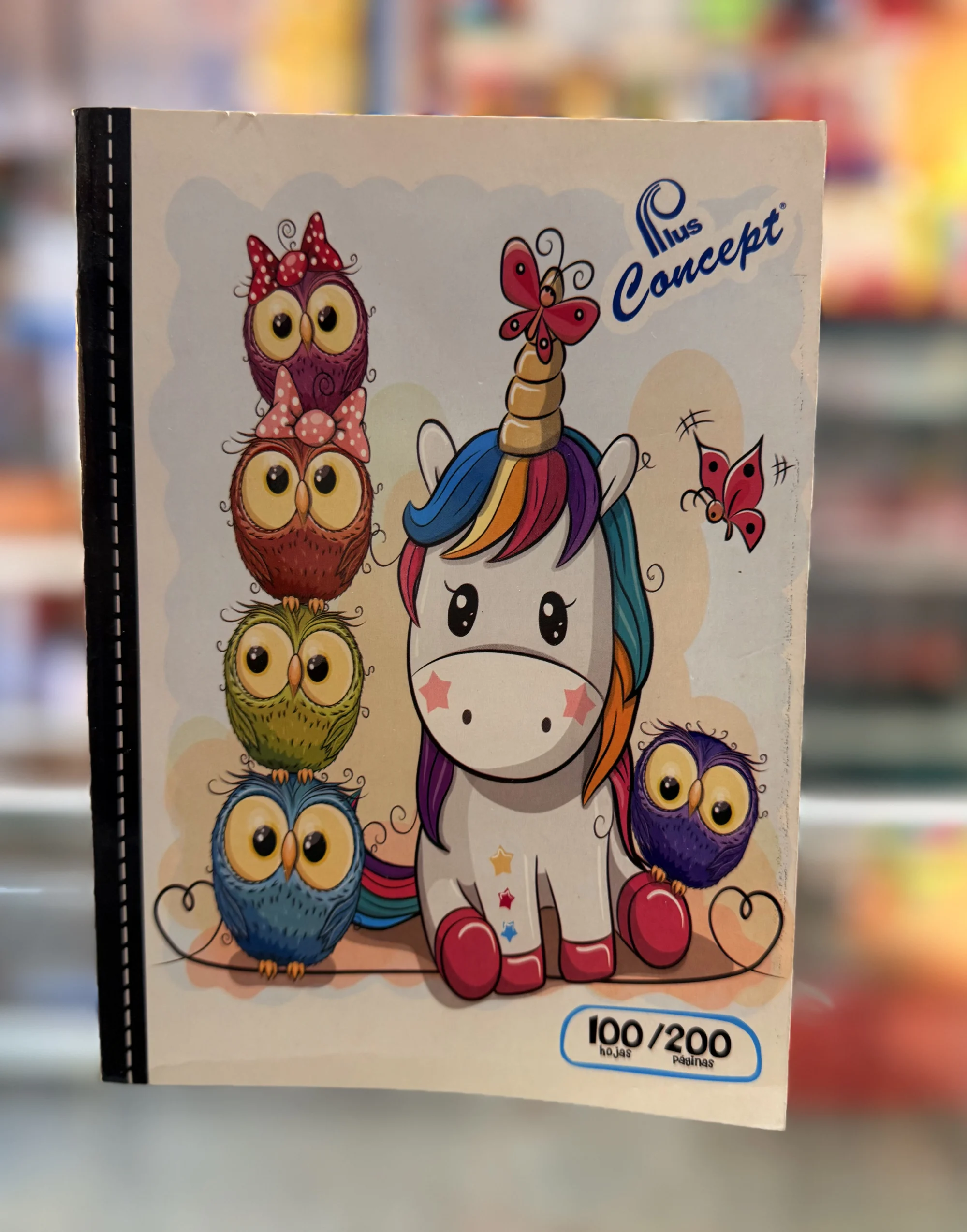 Cuaderno engrapado dibujo 100 hojas concept
