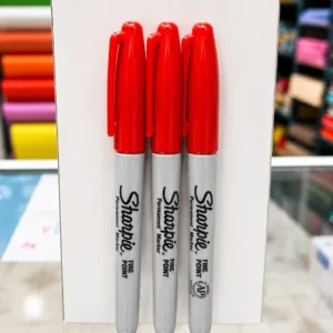marcador Sharpie rojo