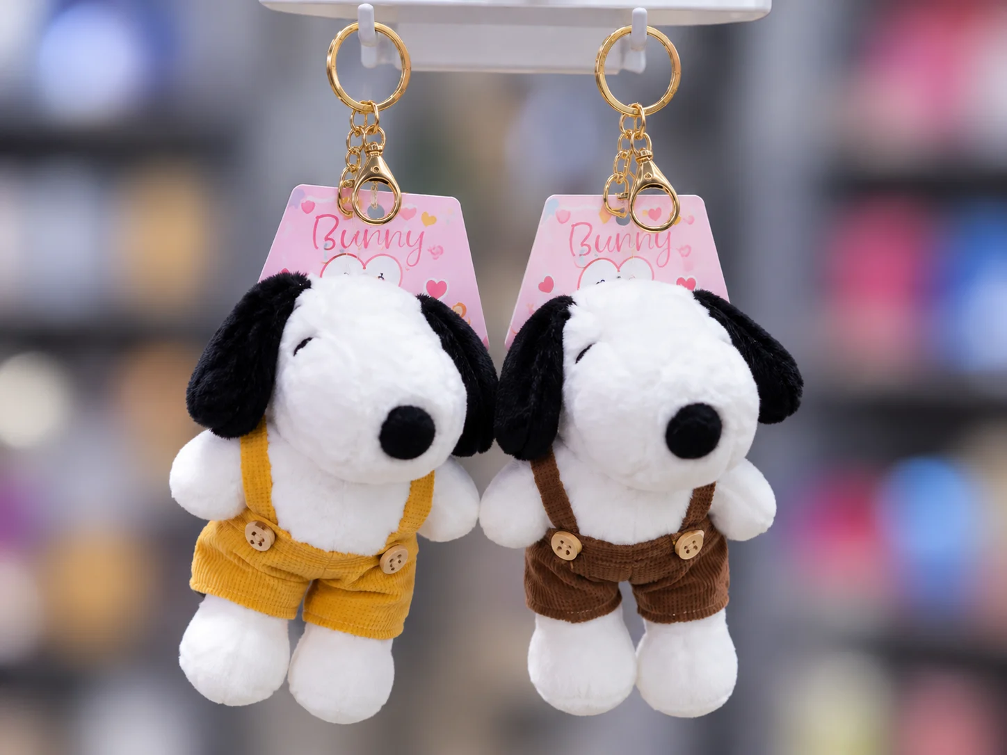 Llaveros Snoopy overol Bunny